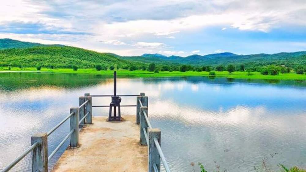រមណីយដ្ឋានស្ទឹងភេ ខេត្តកំពត - 柬埔寨头条