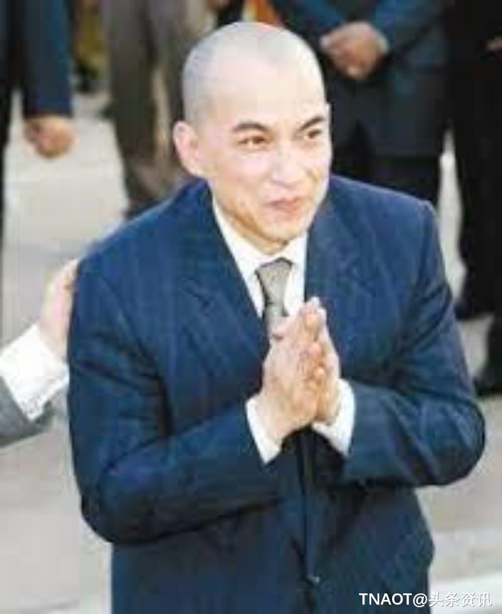 柬埔寨国王登基纪念日——走进国王诺罗敦·西哈莫尼的世界- 柬埔寨头条