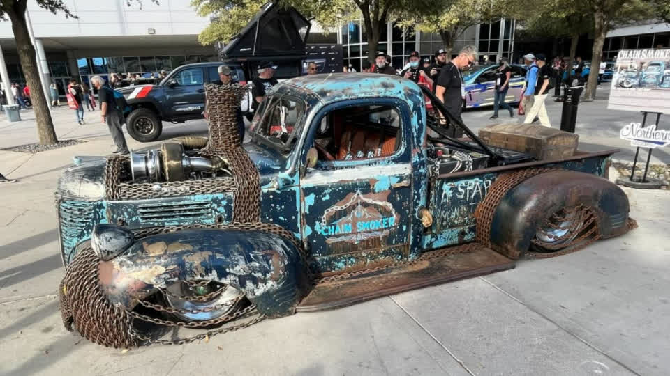 The Chain Smoker 'Art Rod' ស្រក់ភាពត្រជាក់គ្មានទីបញ្ចប់ TNAOT